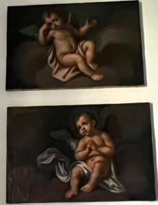 Ignoto, prima metà del sec. XVIII - Putti piangenti - Olio su tela – provenienti dall’altare del Crocifisso della chiesa dei Cappuccini al Camposanto di Lipari